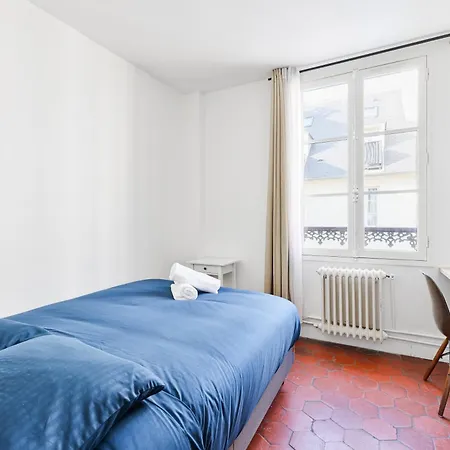 Des Invalides 3-bedroom With Netflix Διαμέρισμα *