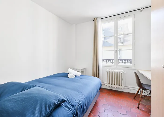 Des Invalides 3-bedroom With Netflix Διαμέρισμα *